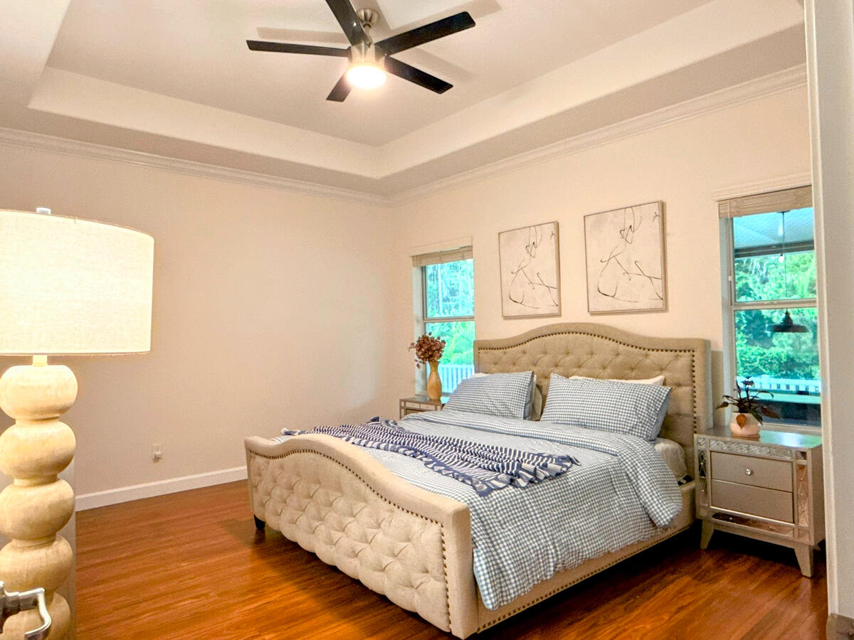 Master bedroom with tray ceiling Master bedroom with tray ceiling