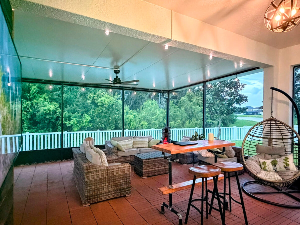 Outdoor living at its best Outdoor living at its best